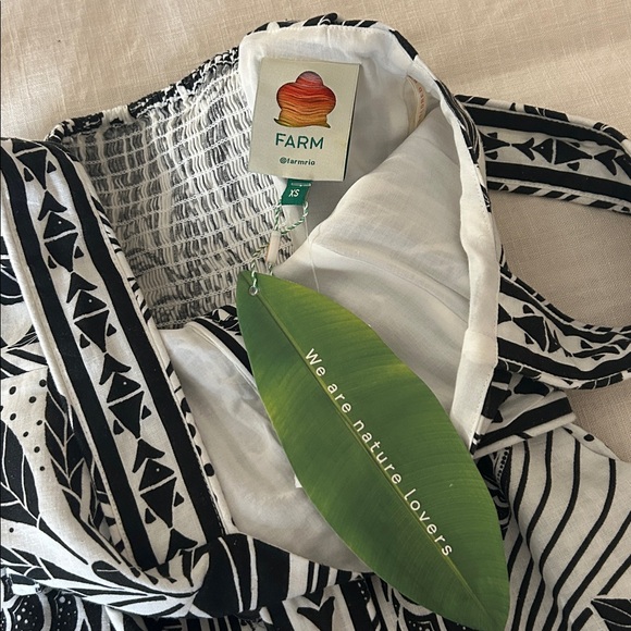 Farm Rio Black and White XS Romper - Picture 10 of 11